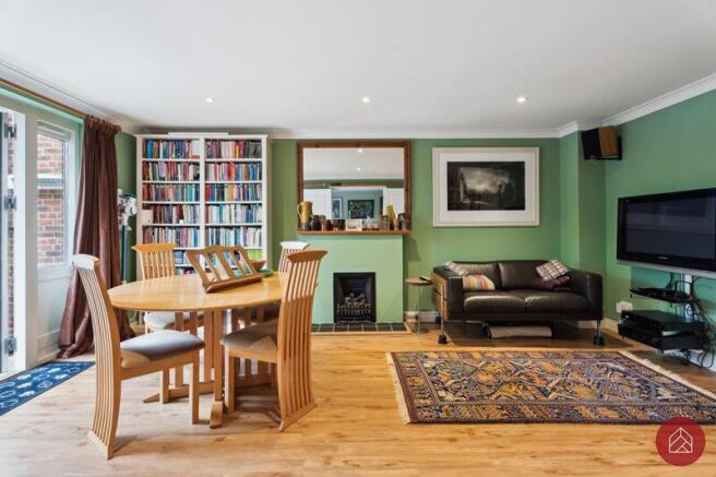 Living/Dining Room