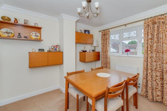 KITCHEN, DINER AND LIVING ROOM