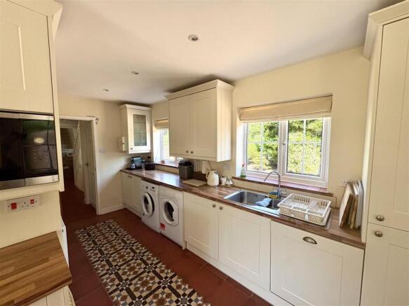 Kitchen 1