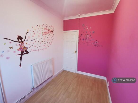4 bed Terraced to rent Image 6
