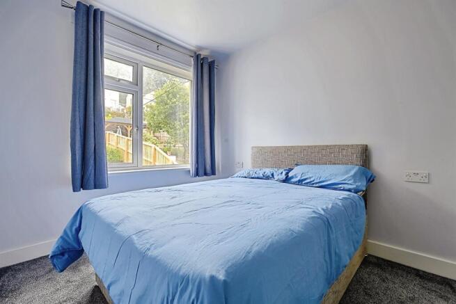 2 bed Semi-Detached for sale Image 10
