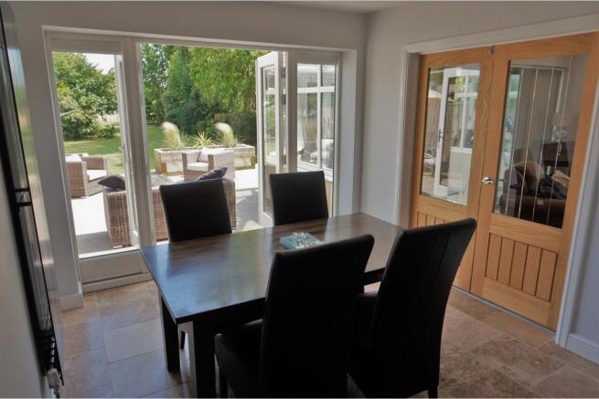 Kitchen / Diner