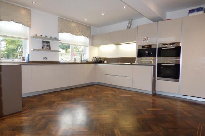 Kitchen 1