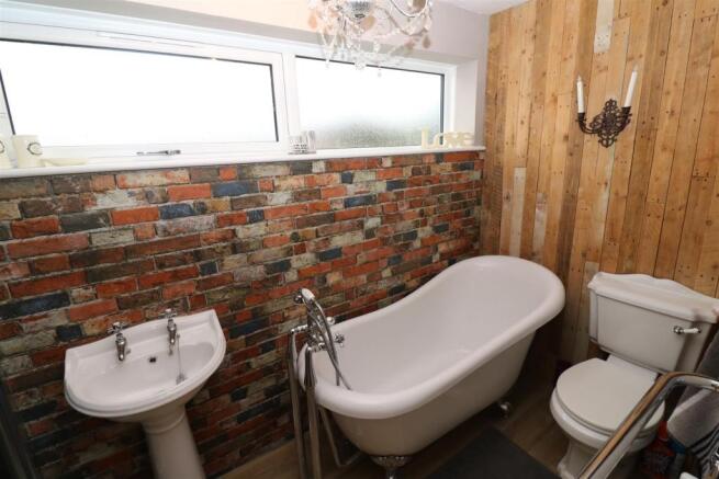 Bath / Shower Room / WC