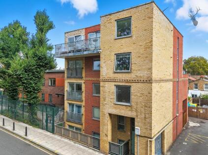 Globe Road, Stepney Green