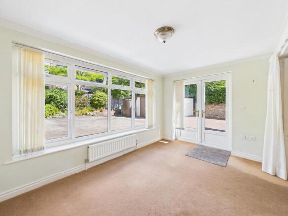 3 bed Semi-Detached Bungalow for sale Image 10