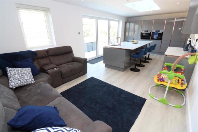 Open Plan Kitchen / Living Room