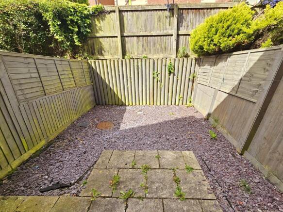 2 bed Terraced for sale Image 10