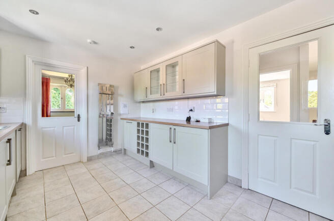 1321749-13-686e48...