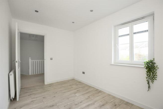 55 Hilton Road22.jpg