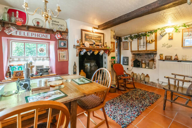 2 bed Cottage for sale Image 9