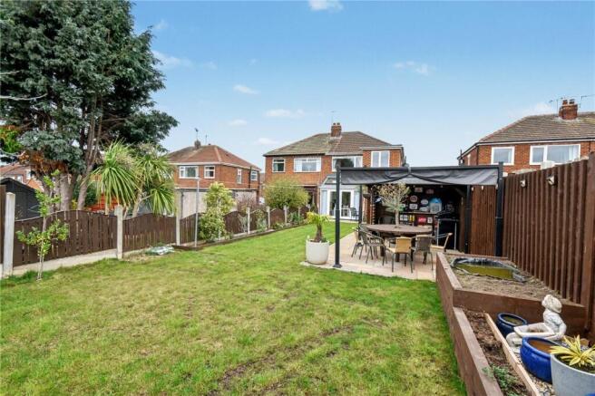 3 bed Semi-Detached for sale Image 10