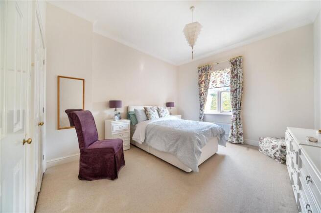 3 bed Terraced for sale Image 12