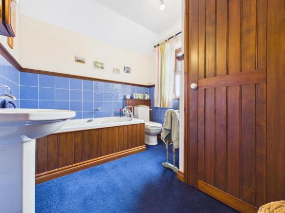3 bed Detached for sale Image 9