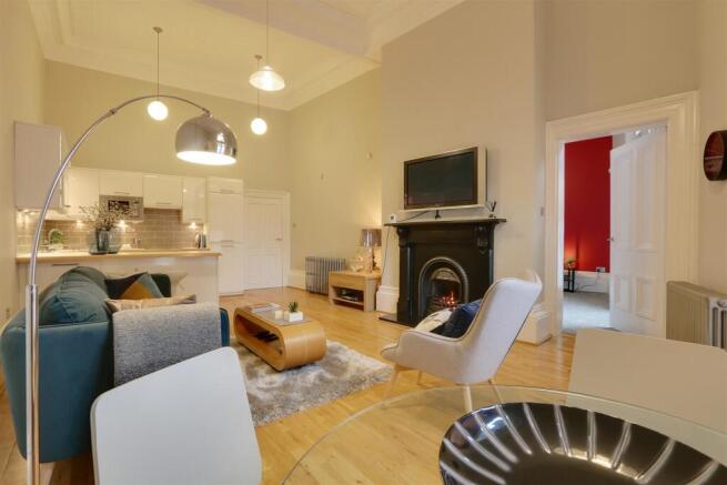 2 bed Apartment for sale Image 5