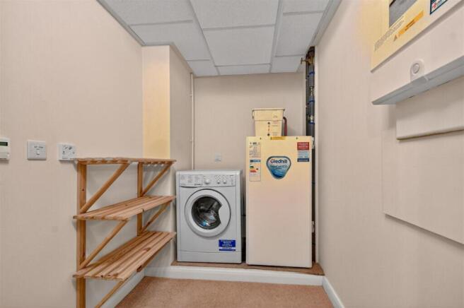 1 bed Apartment for sale Image 7