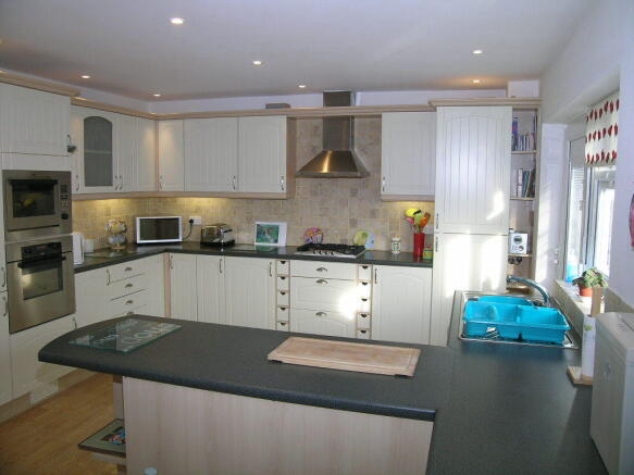 KITCHEN/DINER