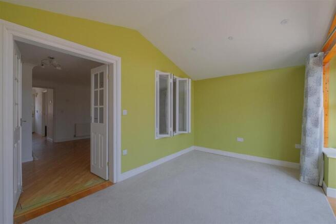 3 bed End of Terrace for sale Image 6