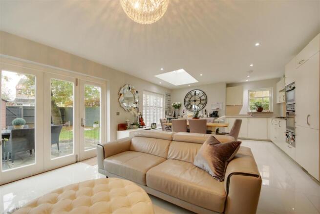 Open Plan Kitchen/Reception Area