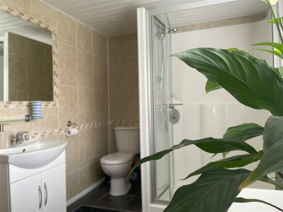 Master En-Suite