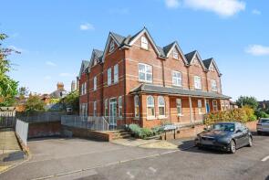 Flat 5, 1 Hale House, Hale Road, Farnham GU9 9FJ