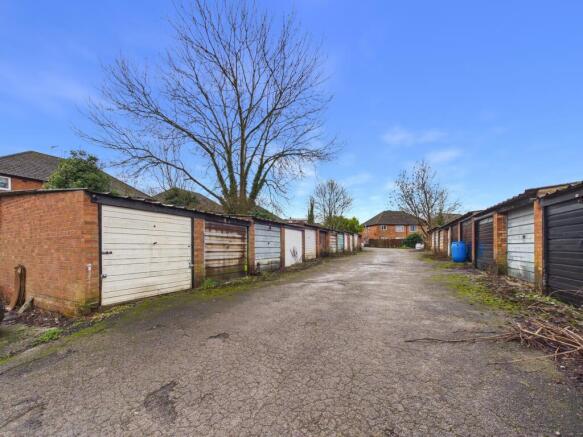 CAM05192G0-PR0221-STILL012