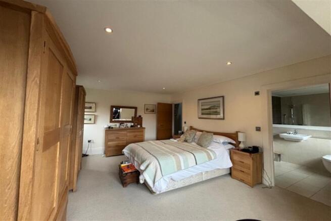 Master bedroom  (Mai