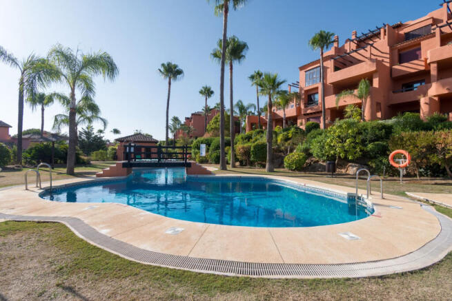 Swimming pool