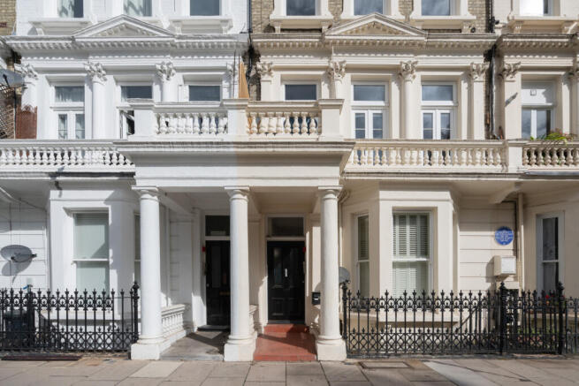 308549 - BARONS-COURT-ROAD-03.jpg