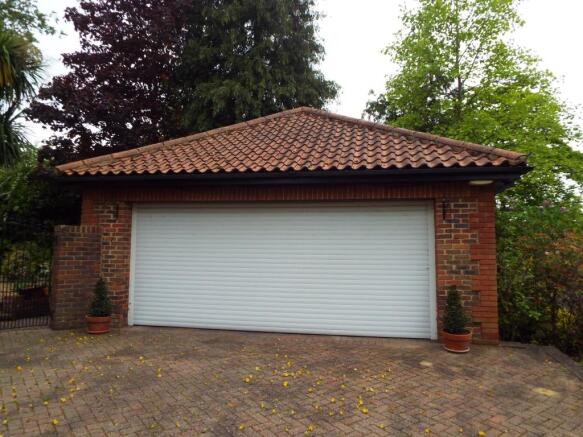 Double Garage