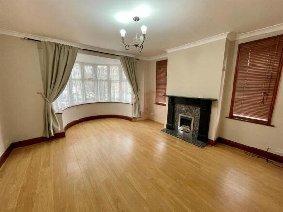 3 bed End of Terrace to rent Image 5