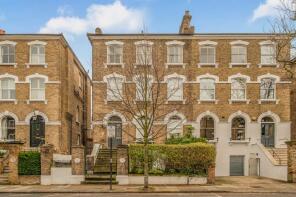 59, Highbury Hill, London N5 1SX