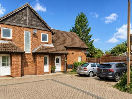 Caraway Close, Walnut Tree