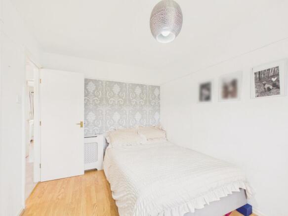 3 bed Semi-Detached for sale Image 11