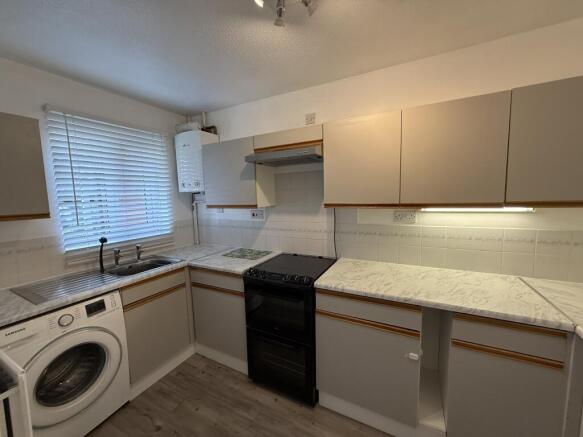 Kitchen 1