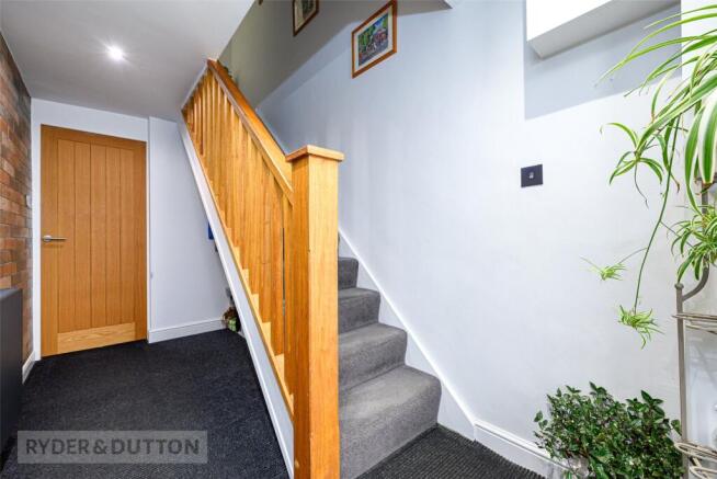 3 bed Town House for sale Image 5