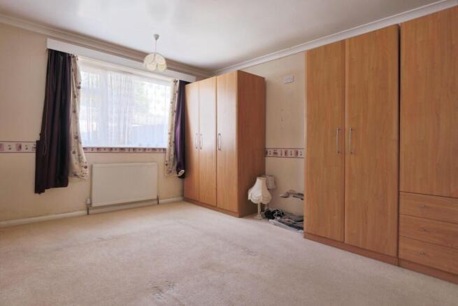 2 bed Semi-Detached Bungalow for sale Image 4
