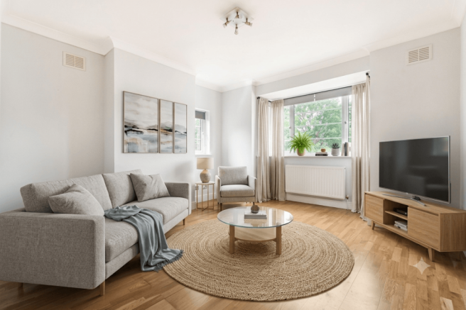 2 Bedroom Maisonette for Sale
