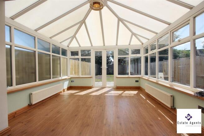 Open Plan Kitchen/Dining Area