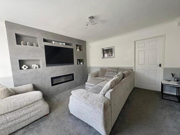 WhatsApp Image 2025-09-29 at 12.17.59_791a2114.jpg