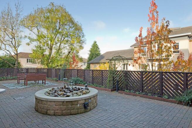 2 bed Retirement Property for sale Image 10