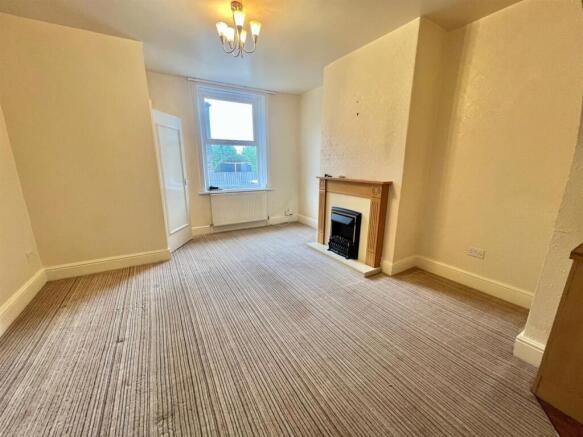 Bramleys Estate Agents - Lawrence Road - Marsh (5)