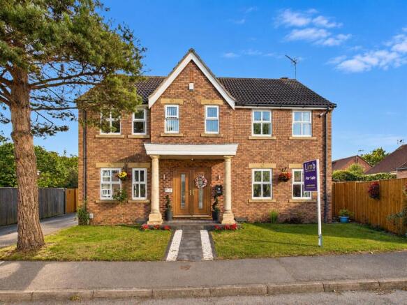 5 bed Detached for sale in north ferriby