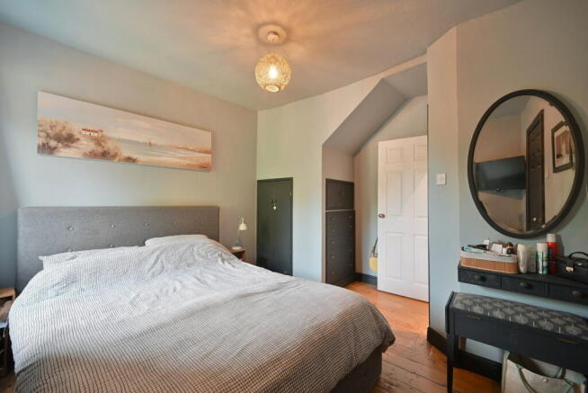 3 bed Terraced for sale Image 12