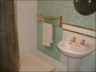 En- Suite