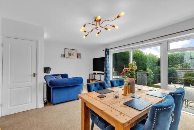 Living Dining Area