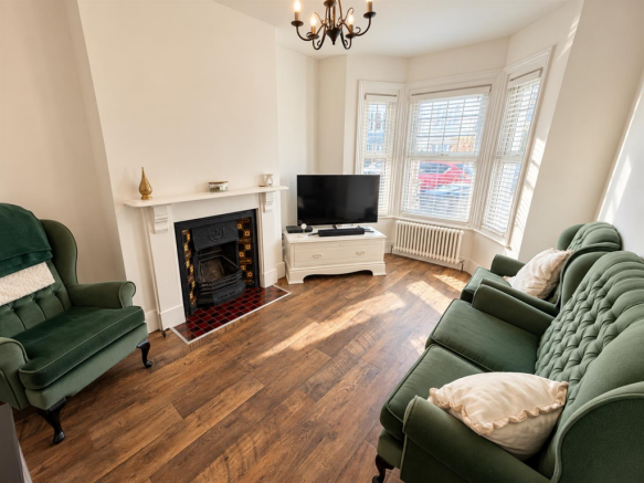 For Sale by Aspire Residential | Becket Road