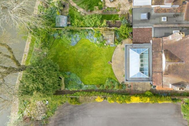 DJI_20240418112854_0019_D.jpg