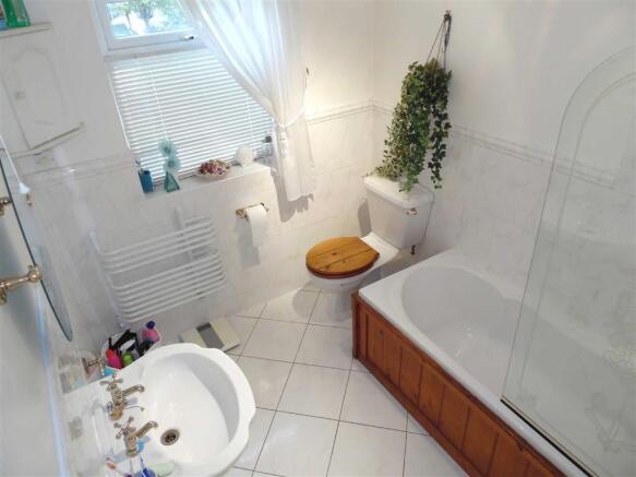 Photo 11