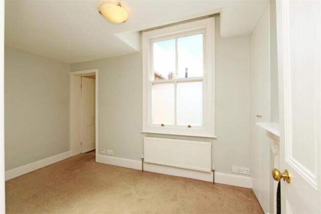 2 bed Terraced for sale Image 12